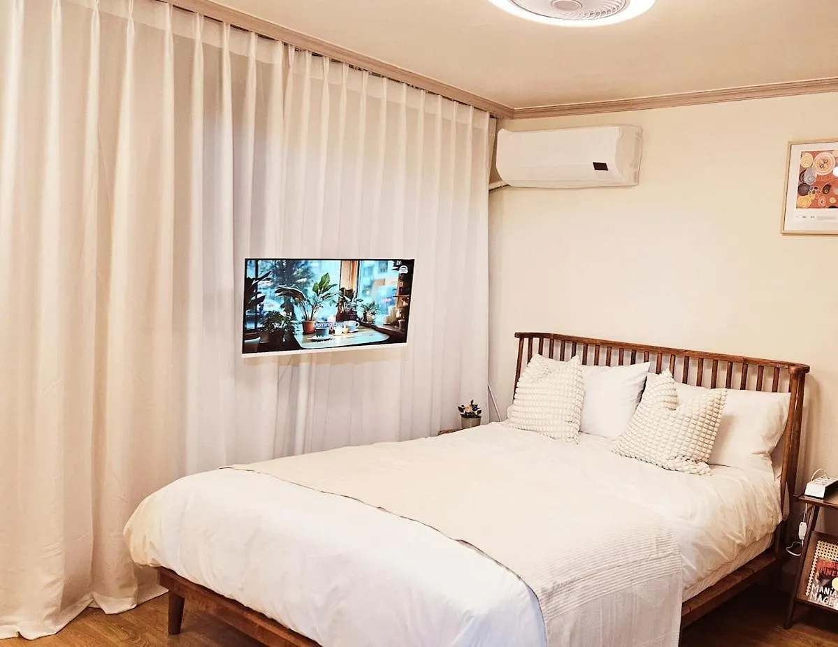 Room101 Seoul Apartment